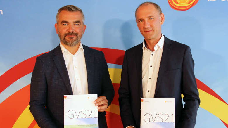 Verkehrslandesrat Mag. Heinrich Dorner und Gesamtverkehrskoordinator Mag. Peter Zinggl