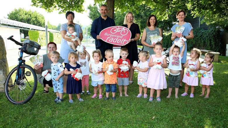 Gruppenfoto Kinderkrippe, LR Dorner