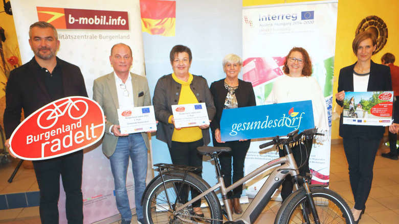 Landesrat Mag. Heinrich Dorner, Bürgermeister Horst Egresich (Kaisersdorf), Bürgermeisterin Michaela Raber (Rauchwart), Gemeinderätin Elvira Hanzl (Rauchwart), Sonja Glatz, MA (Gesundes Dorf) und DI Christine Zopf-Renner, Leiterin der Mobilitätszentrale Burgenland 