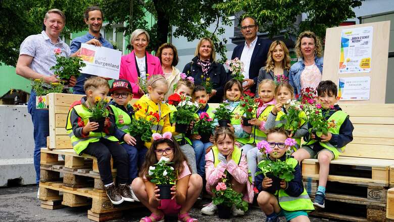 Grätzeloase in Mattersburg mit Personen